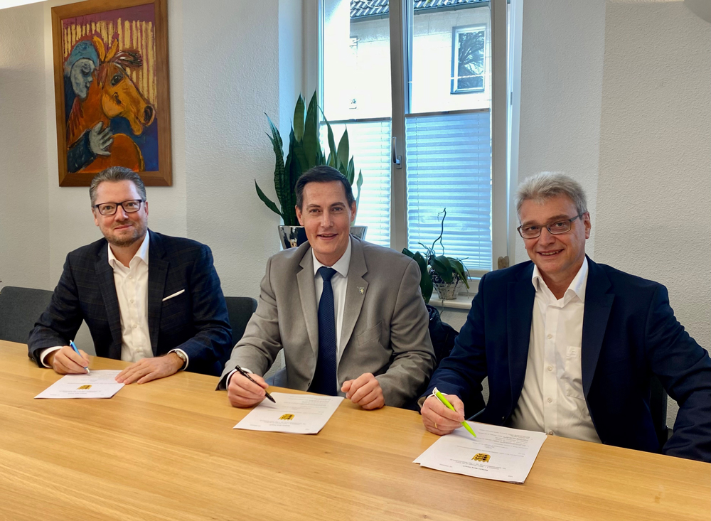 Unterzeichnung Grundstück-Kaufvertrag in Giengen Unterzeichnung Grundstück-Kaufvertrag in Giengen