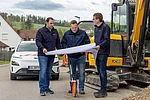 Planungsgespräch auf der Baustelle 