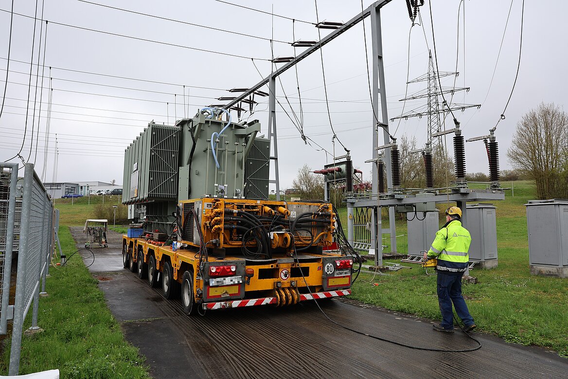 Bild vom Trafo-Wechsel in Herbrechtingen 