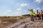 Personen auf Baustelle